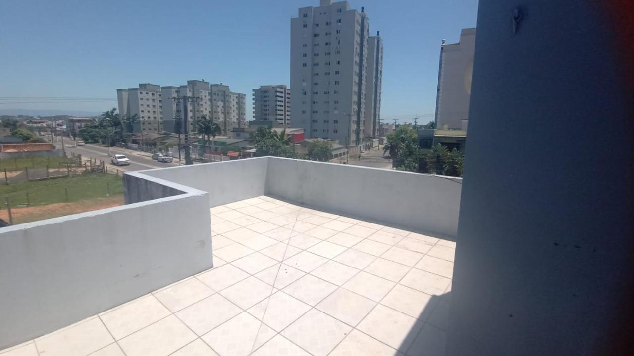 Sobrado Com Terraco E Area De Churrasqueira. Torres Buitenkant foto