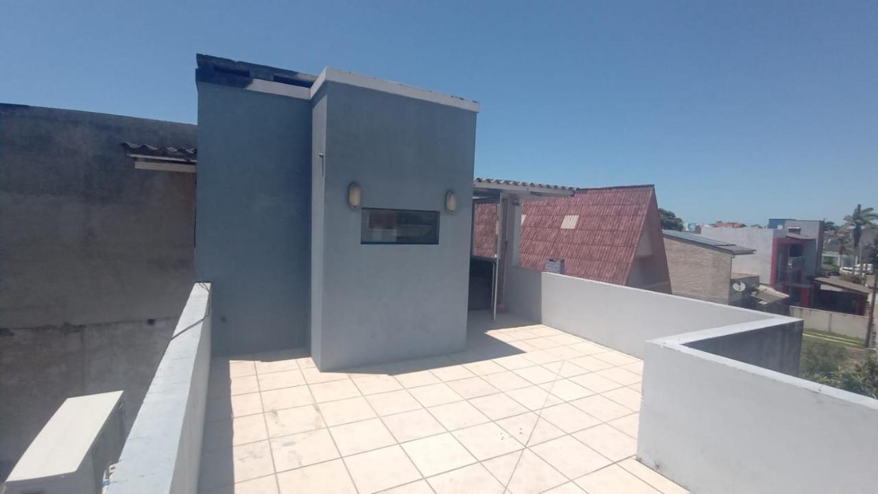 Sobrado Com Terraco E Area De Churrasqueira. Torres Buitenkant foto